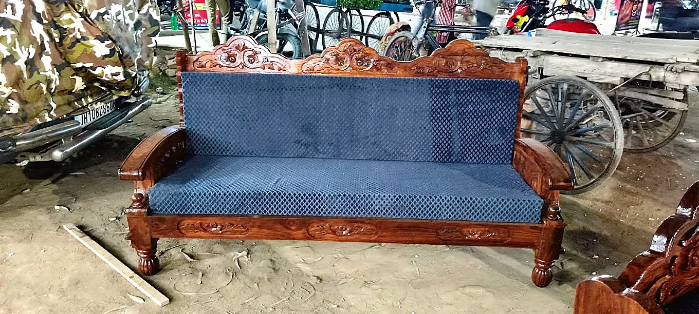Wooden sofa sets in Saharsa, Bihar - Mithila Marketing